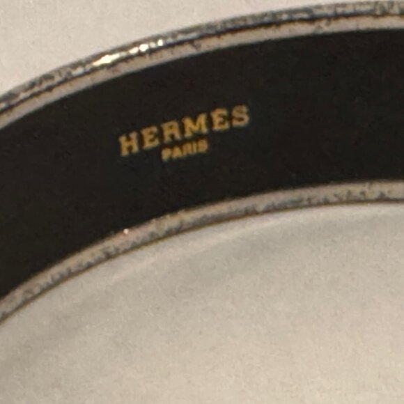 HERMES, Printed Enamel Bracelet Les Ponts de Paris - Picture 3 of 7